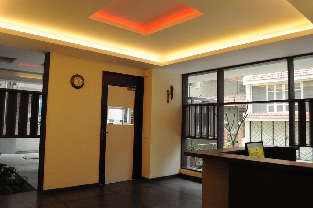 Ixora Suites Bengalúr Exteriér fotografie
