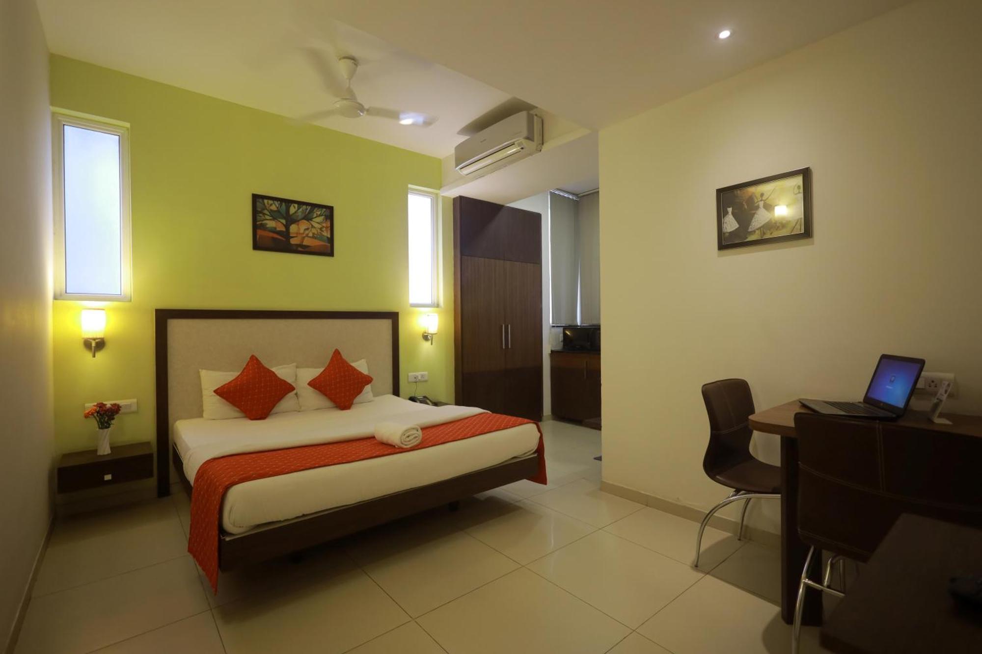Ixora Suites Bengalúr Exteriér fotografie