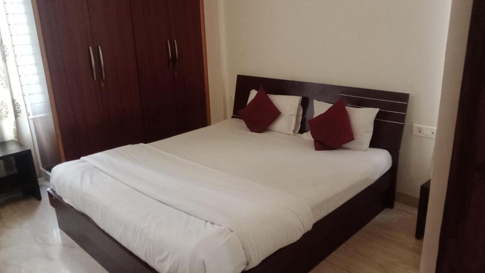 Ixora Suites Bengalúr Exteriér fotografie