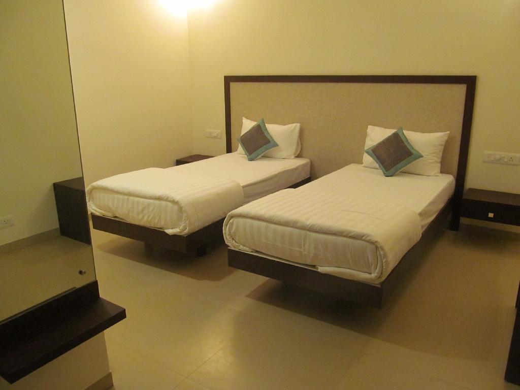Ixora Suites Bengalúr Exteriér fotografie